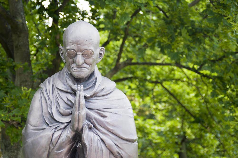 gandhi gandhi