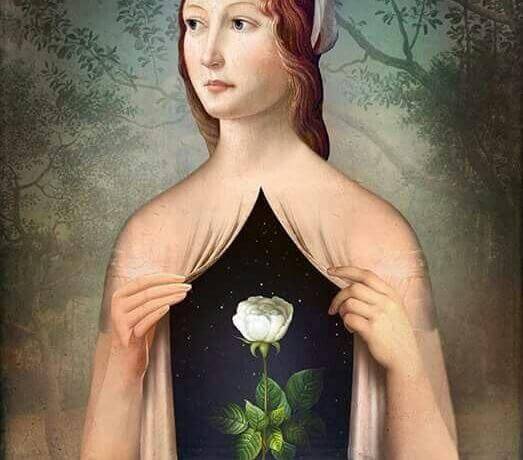 mulher-com-rosa-no-peito