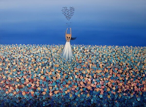 mulher-no-campo-com-flores-fortalecendo-saude-psicologica