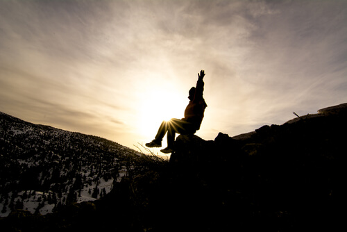felizmente-novo-dia-chega