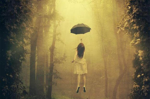 menina com guarda-chuva