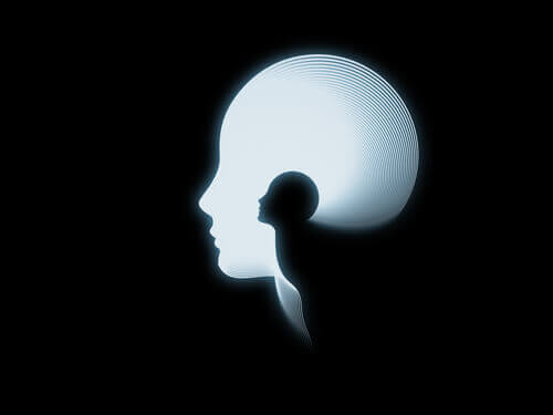 silhueta-cabeça-com-ego