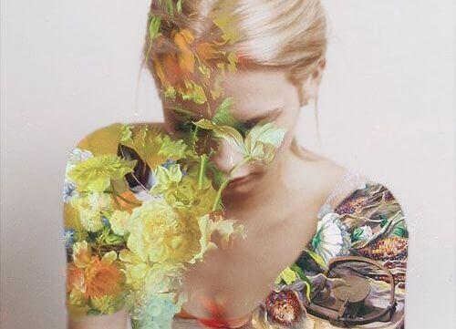 mulher-com-flores