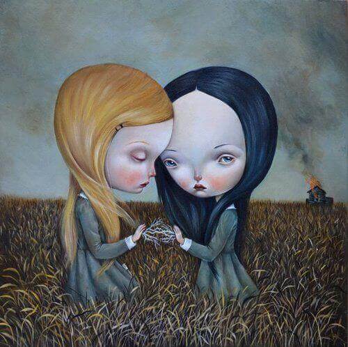 Amigas tristes e sozinhas no campo