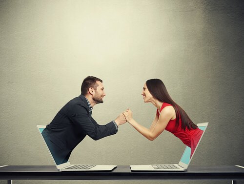Relacionamentos virtuais