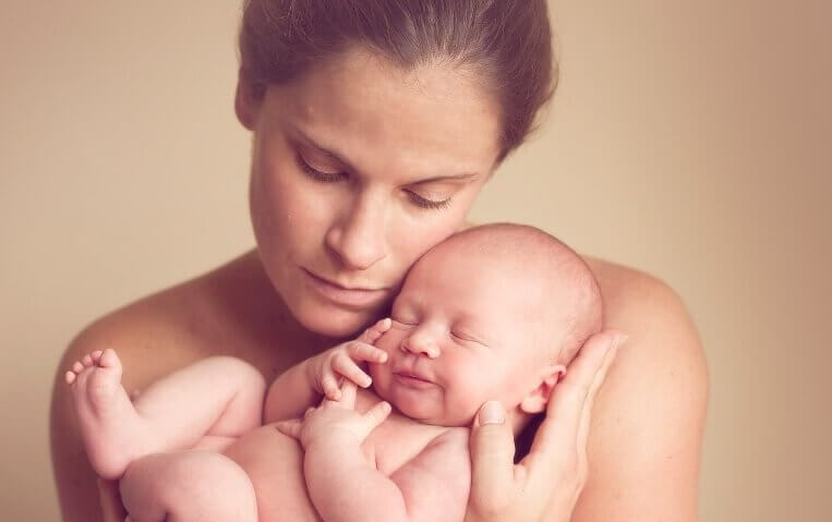 mãe-com-bebê