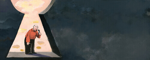 homem com chave para fechadura