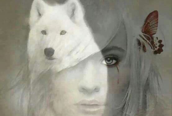 mulher-com-lobo-branco