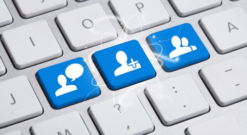 redes-sociais-computador