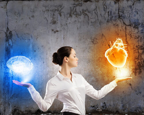 ponder coração e razão para tomar decisão