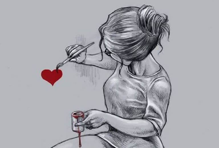 mulher-pintando-um-coracao