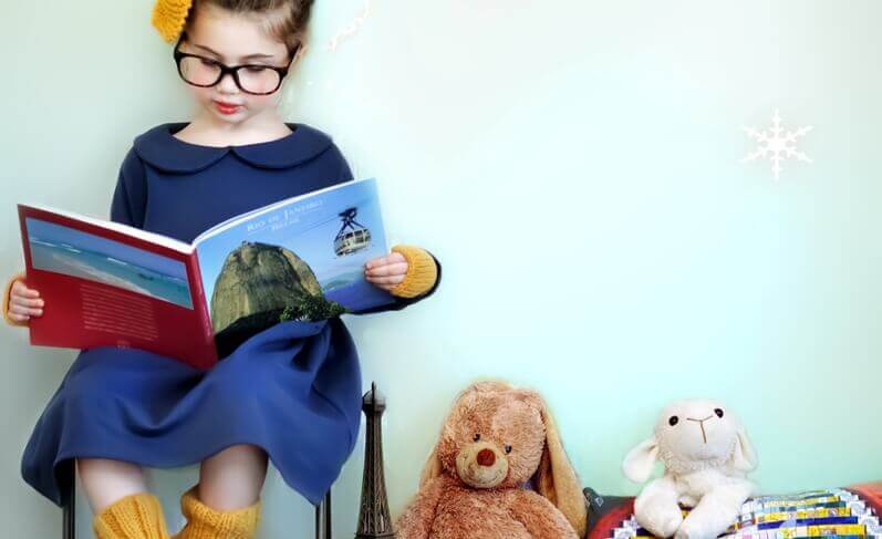 menina-estudando-para-tirar-boas-notas Tirar boas notas não é garantia de sucesso no trabalho