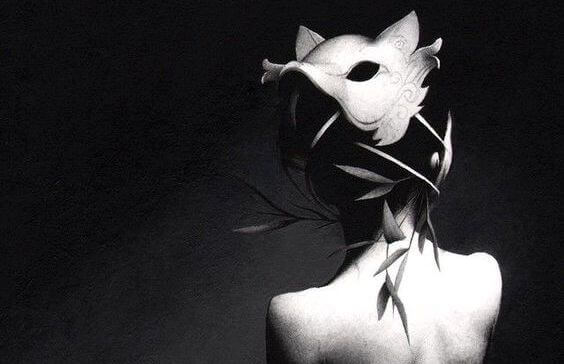 mascara-mulher