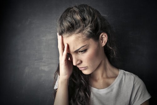 mulher-triste Um mau psicólogo pode causar muitos danos