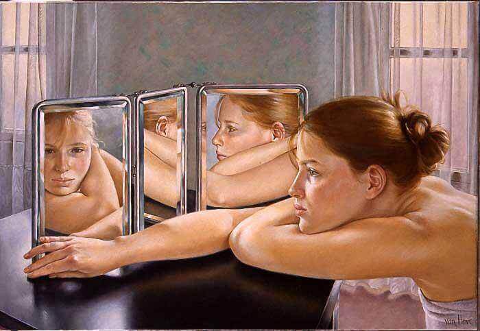 mulher-diante-de-espelho