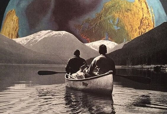 homens-navegando-barquinho