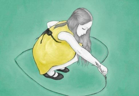 menina-desenhando-coracao