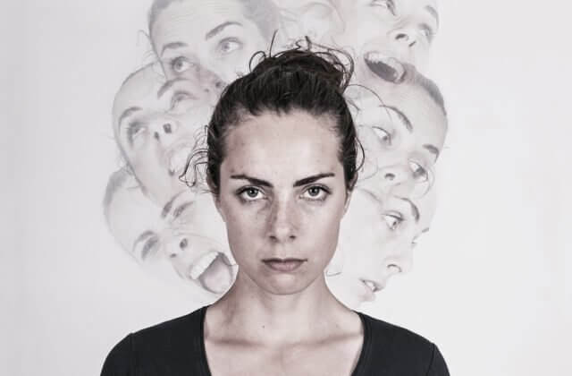 Transtorno dissociativo de identidade