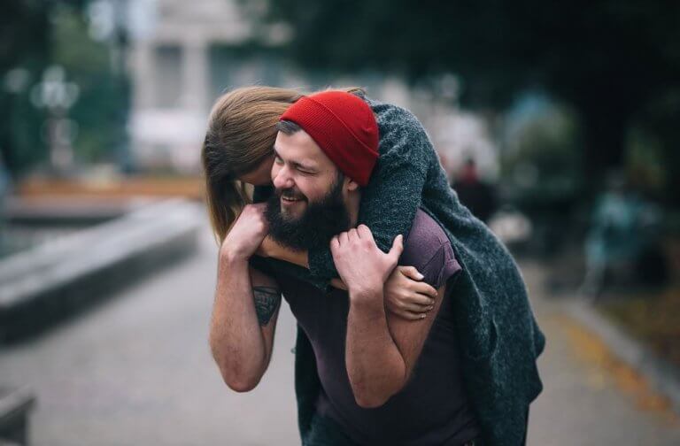 Vim lhe pedir um abraço, não um conselho