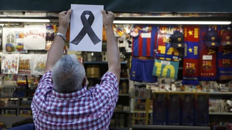 Sinal de luto após atentado terrorista