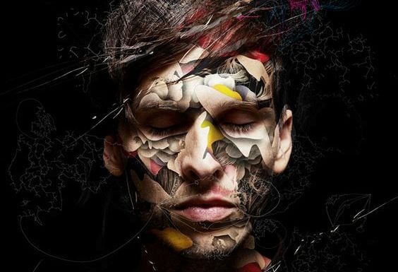 Homem com pinturas no rosto