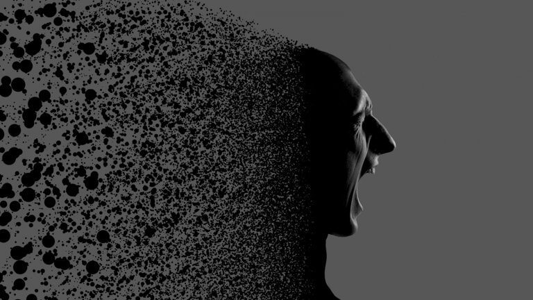 Homem gritando e se desfazendo