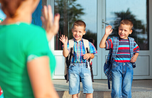 O primeiro dia de aula dos filhos