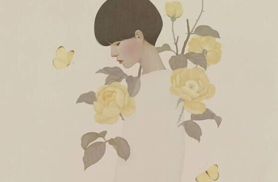 Mulher com rosas amarelas