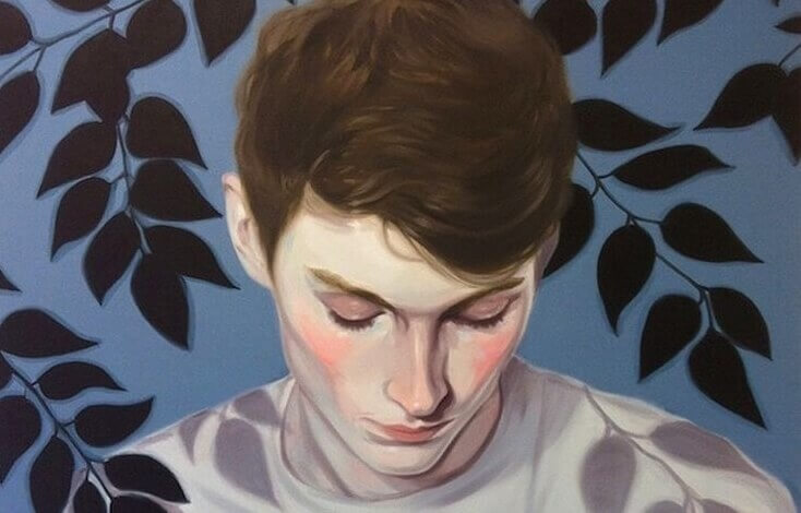 Homem olhando para baixo