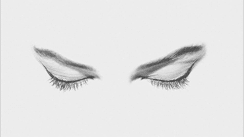 Olhos femininos