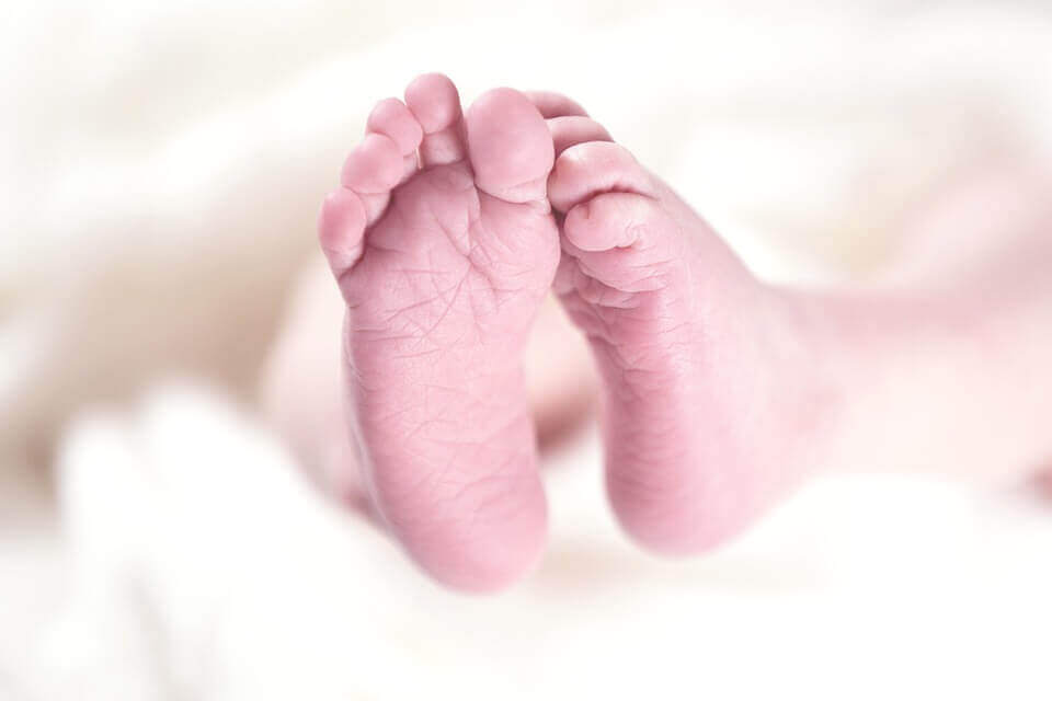Pés de um bebê