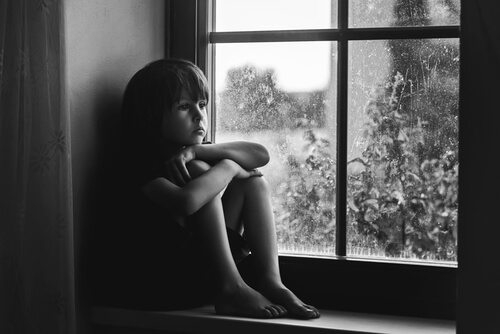 Negligência emocional: o abandono afetivo na infância