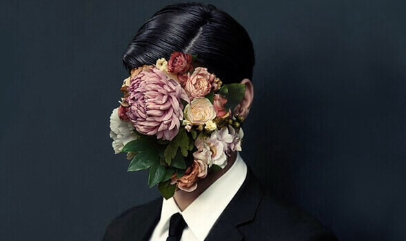 homem-com-flores-no-rosto-necessitador-compulsivo Necessitados compulsivos: um perfil cada vez mais comum
