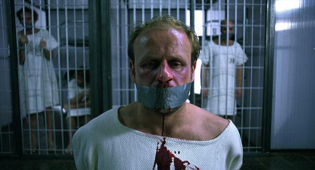 Cena do filme 'A Experiência'