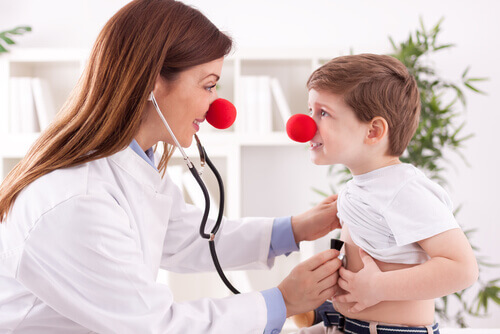 7 benefícios da terapia do riso