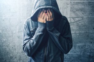 Relação entre o consumo de drogas e os transtornos mentais