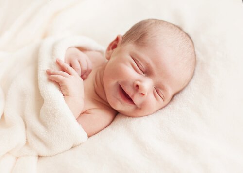 Bebê sorrindo