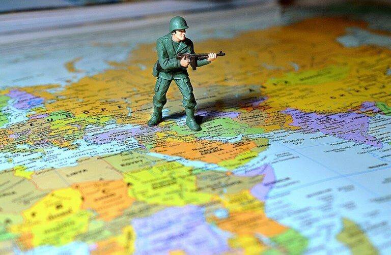 Soldado posicionado em mapa