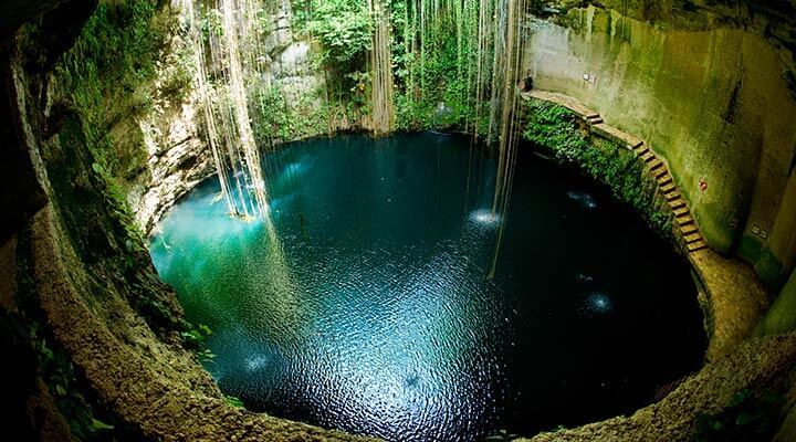 Cenote da Península de Yucatán (México)