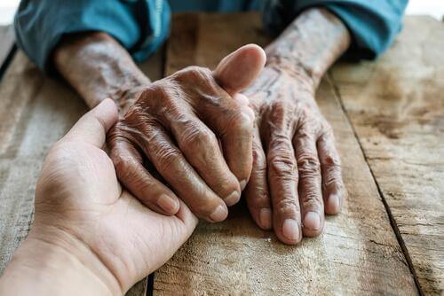 Cuidar das pessoas idosas