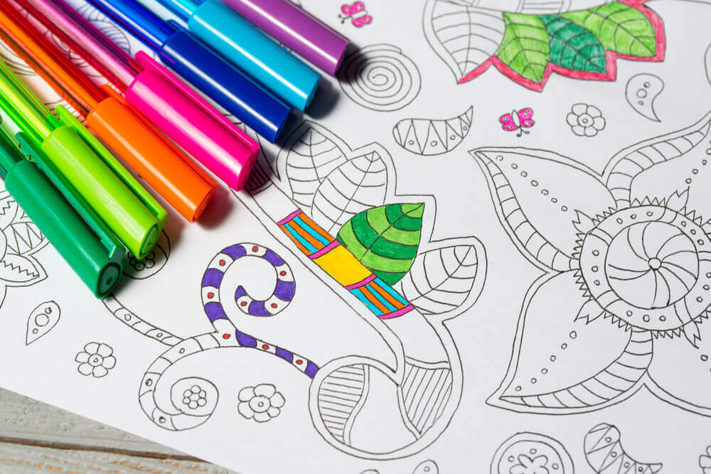 Benefícios de colorir mandalas