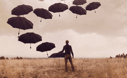 Diversos guarda-chuvas representando a depressão