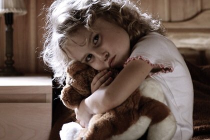 Por trás de uma criança hiperativa: traumas ou estresse infantil?