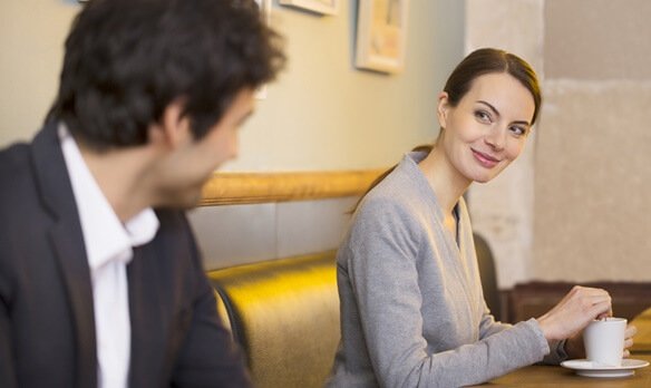 A linguagem corporal na hora da paquera