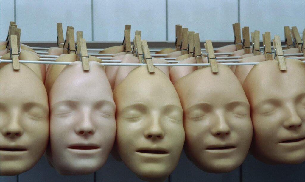 Máscaras penduradas