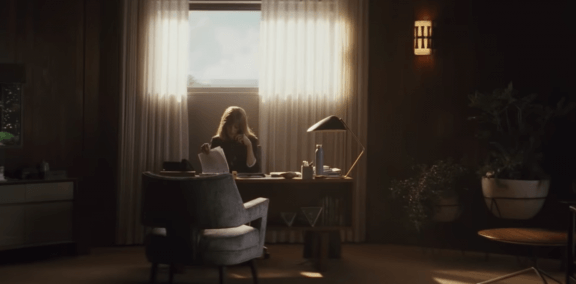 Homecoming: um thriller psicológico sobre emoções e memória