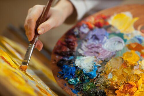 6 exercícios de arteterapia para adultos