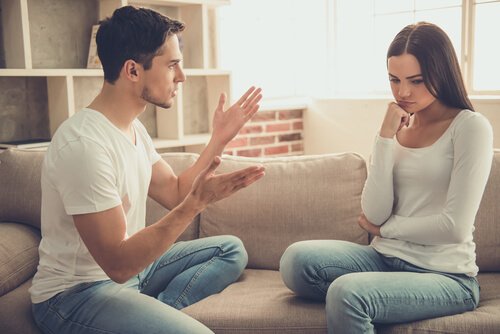 Por que surgem as discussões de casal?