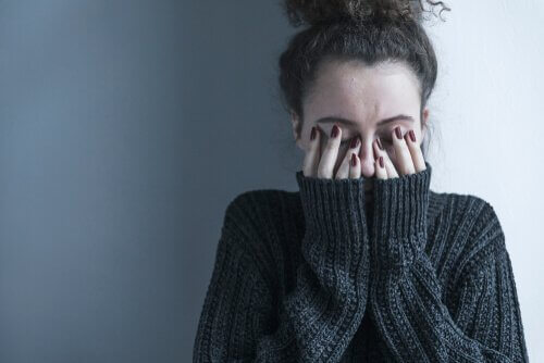 5 hábitos das pessoas com depressão oculta