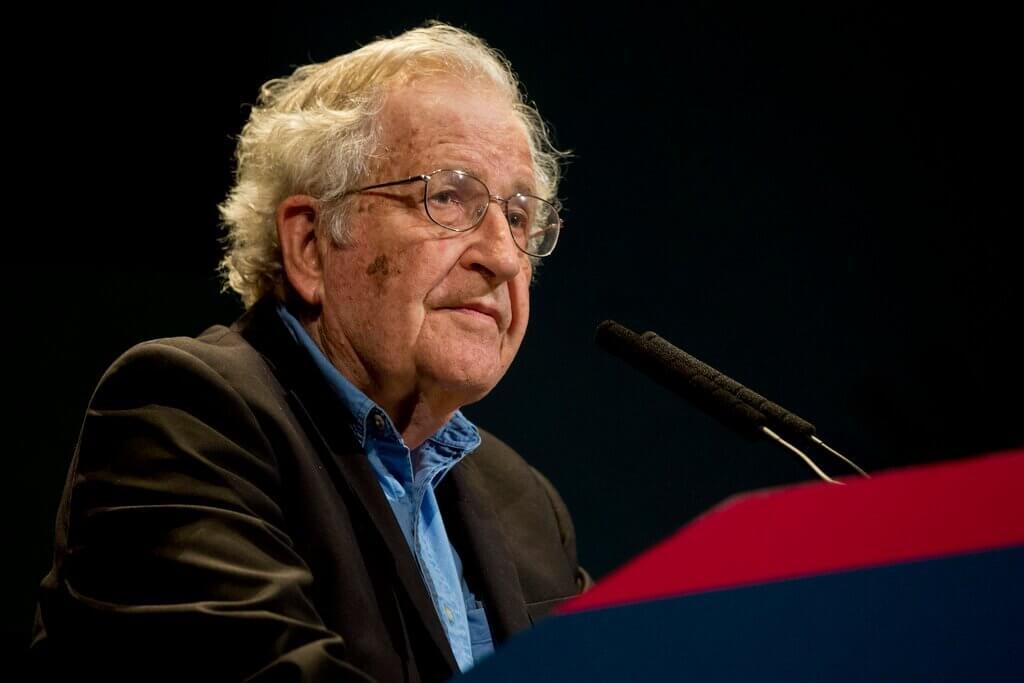 Palestra de Noam Chomsky